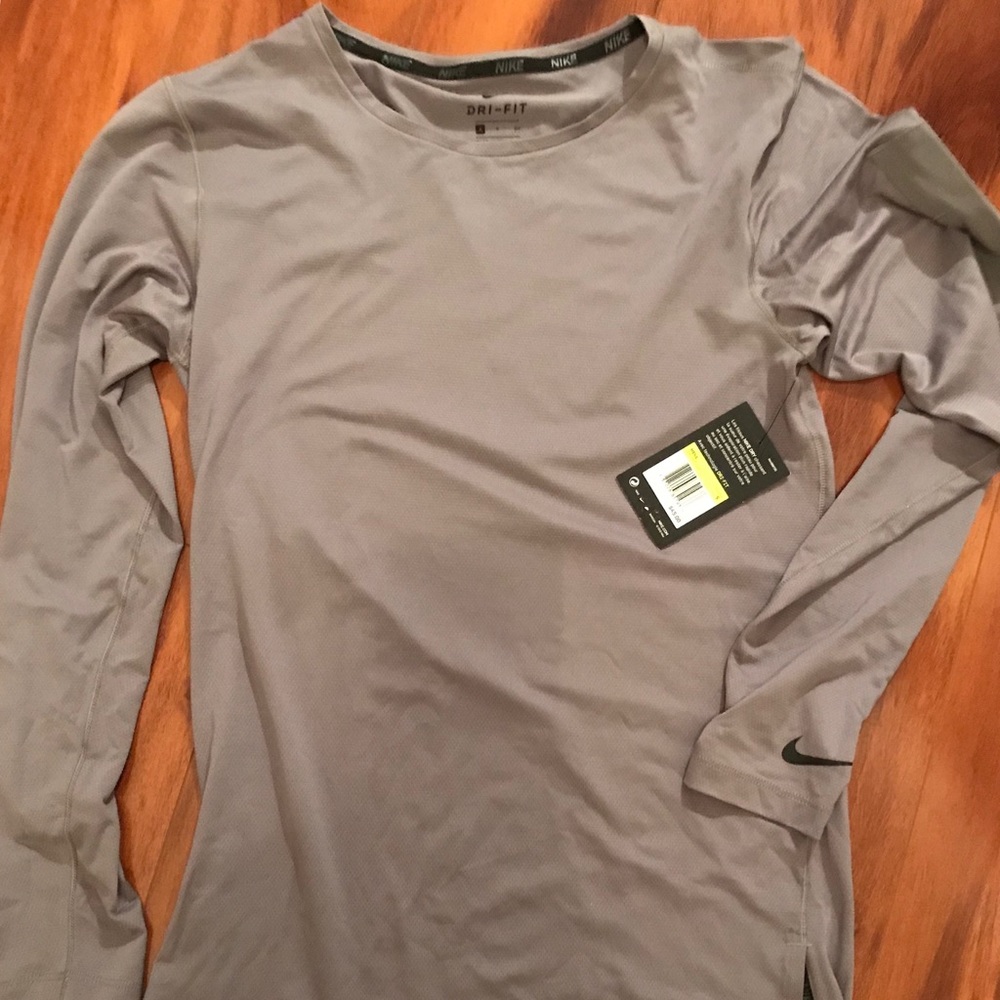Nike DriFit T-shirt long sleeves